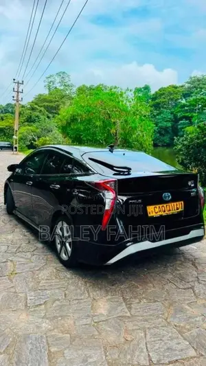 Toyota Prius 2016 Car (Used)