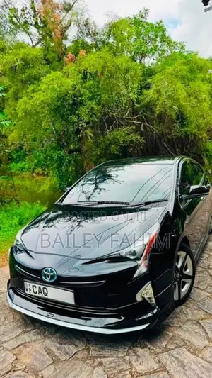 Toyota Prius 2016 Car (Used)