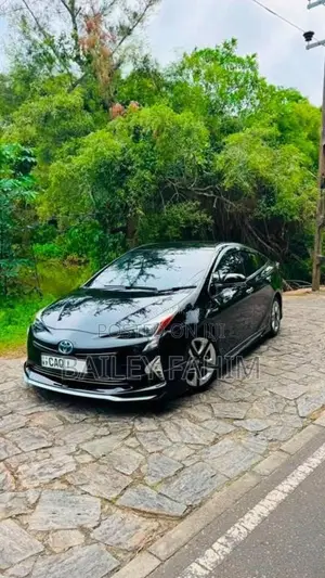 Toyota Prius 2016 Car (Used)