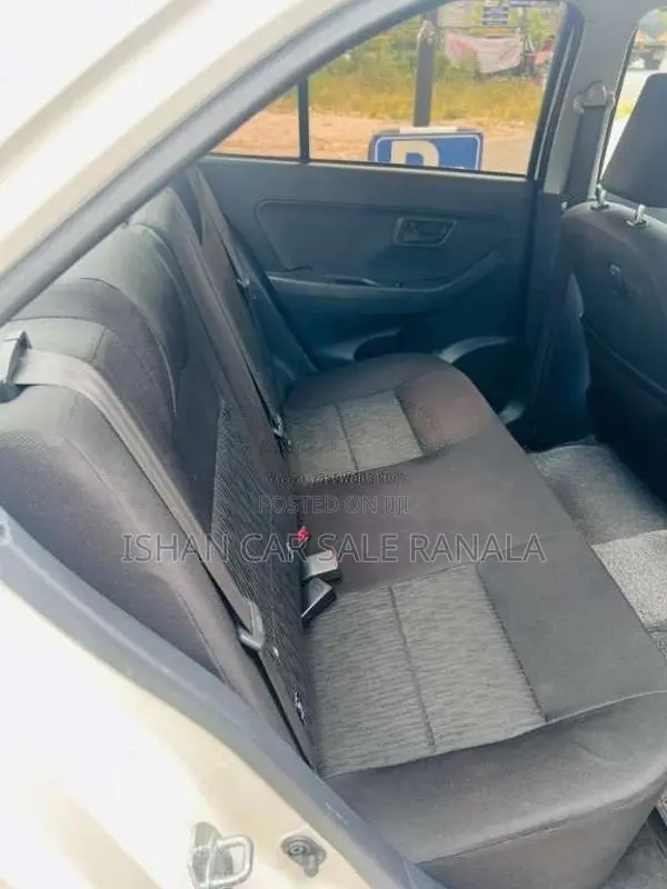 Perodua Bezza 2017 Car (Used)
