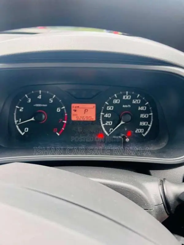 Perodua Bezza 2017 Car (Used)