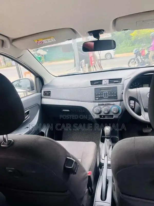 Perodua Bezza 2017 Car (Used)