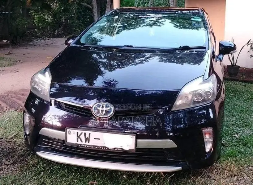 Toyota Prius 2012 Car (Used)