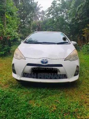 Toyota Aqua 2012 Car (Used)