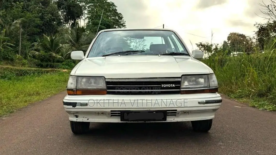 Toyota Corona 1983 Car (Used)