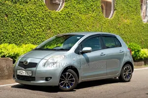 Toyota Vitz SCP90 2007 Car (Used)