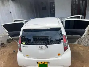 Toyota Passo 2005 Car (Used)