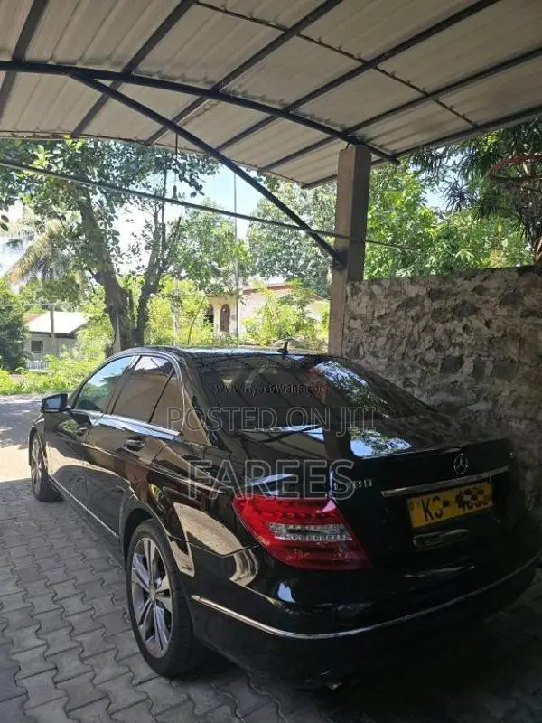 Mercedes-Benz C180 W204 2011 Car (Used)