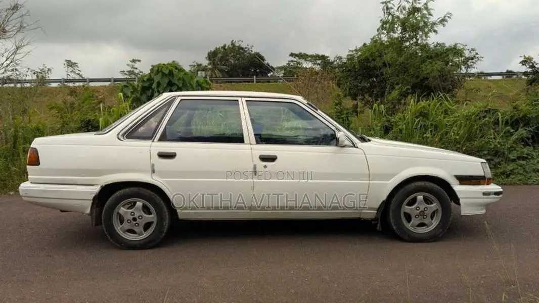 Toyota Corona 1983 Car (Used)