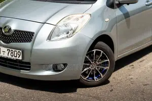 Toyota Vitz SCP90 2007 Car (Used)