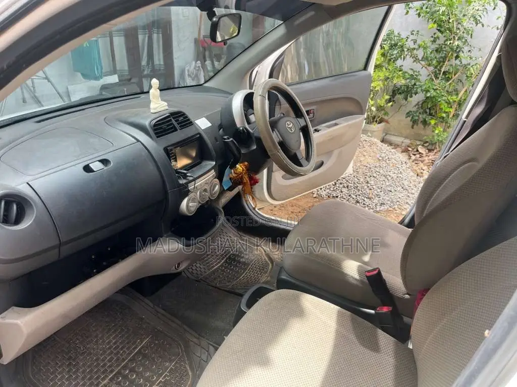 Toyota Passo 2005 Car (Used)