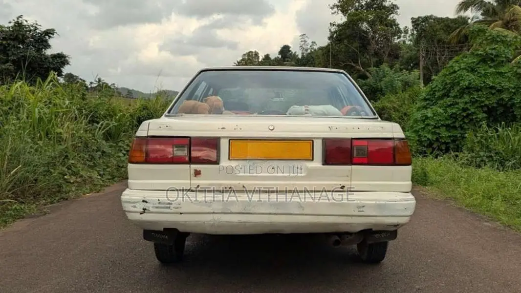 Toyota Corona 1983 Car (Used)