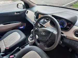 Hyundai Grand I10 2016 Car (Used)