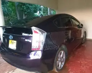 Toyota Prius 2012 Car (Used)