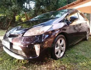 Toyota Prius 2012 Car (Used)