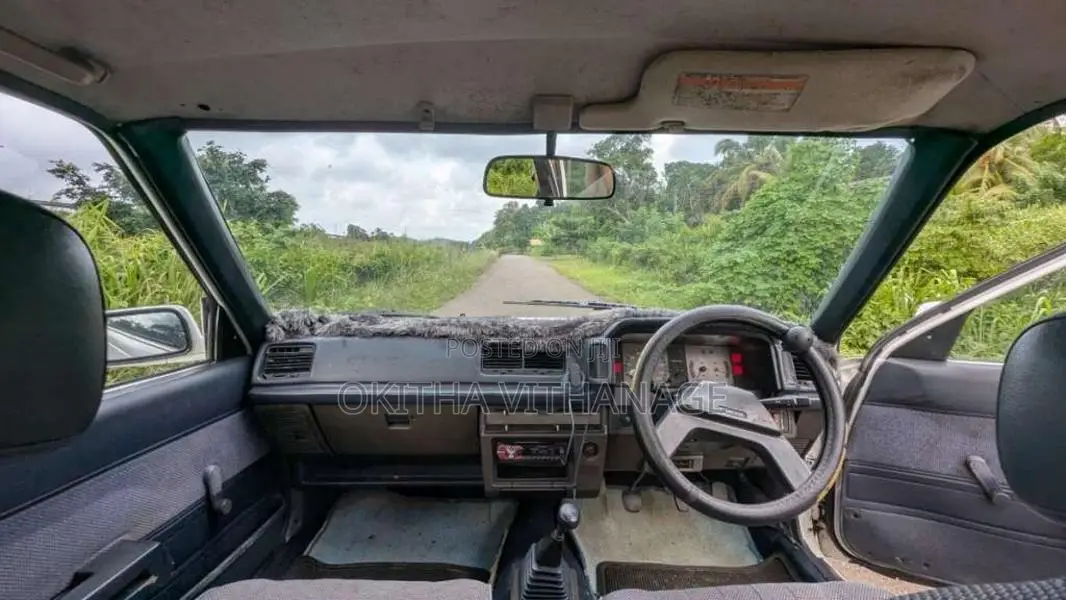 Toyota Corona 1983 Car (Used)