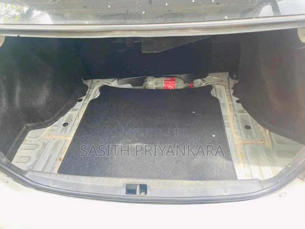 Toyota Belta 2007 Car (Used)