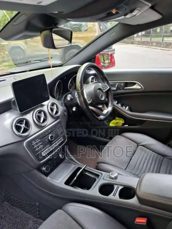 Mercedes-Benz CLA 180 2016 Car (Used)