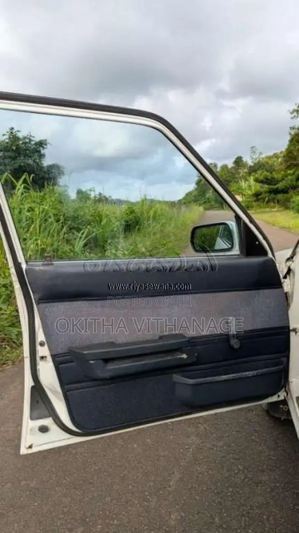 Toyota Corona 1983 Car (Used)
