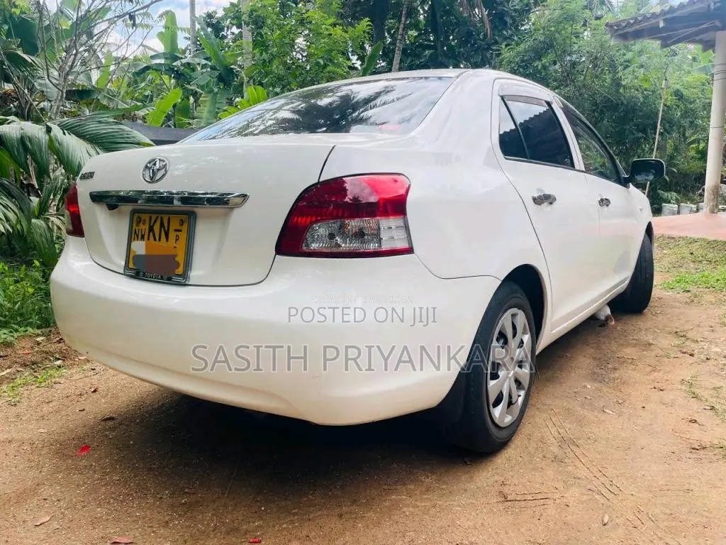 Toyota Belta 2007 Car (Used)
