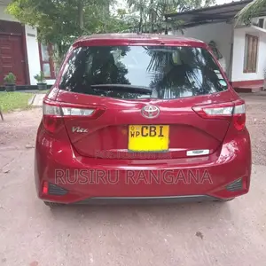 Toyota Vitz 2019 Car (Used)