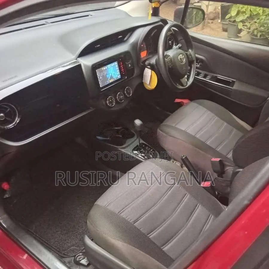 Toyota Vitz 2019 Car (Used)