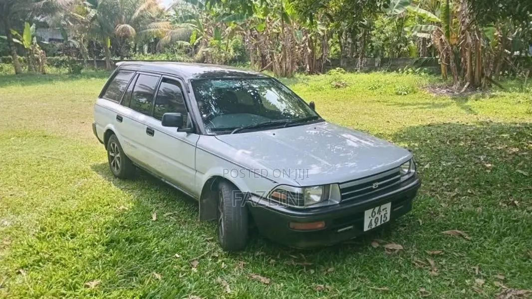 Toyota Corolla 1992 Car (Used)