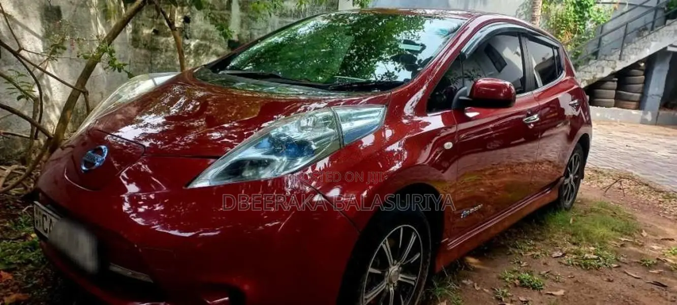 Nissan Leaf AZEO 2013 Car (Used)