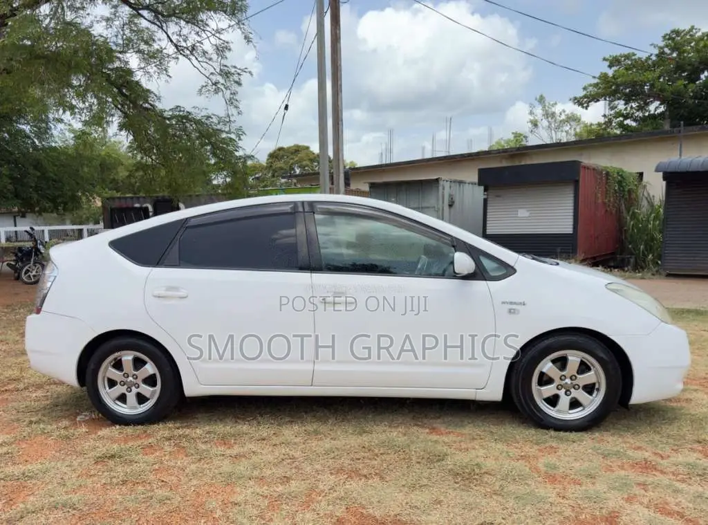 Toyota Prius 2007 Car (Used)