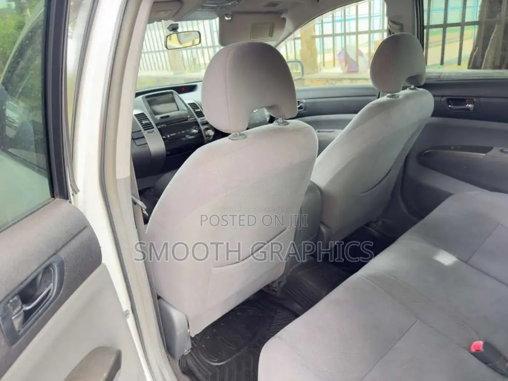 Toyota Prius 2007 Car (Used)