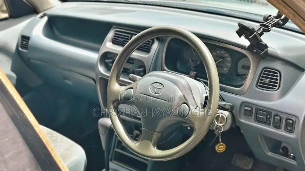 Toyota Duet 2001 Car (Used)