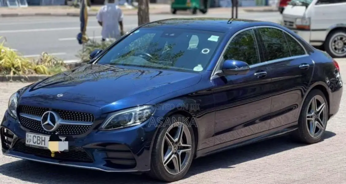 Mercedes-Benz C200 2019 Car (Used)