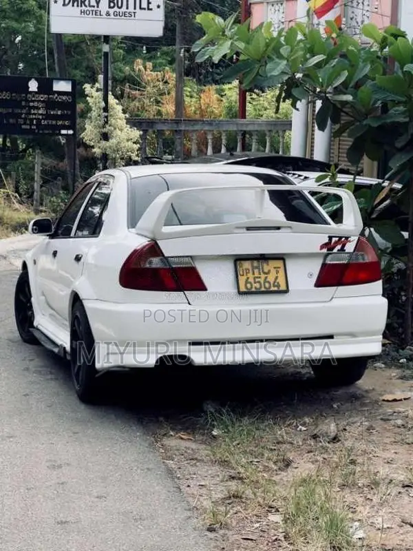 Mitsubishi Lancer Ck1A 2000 Car (Used)