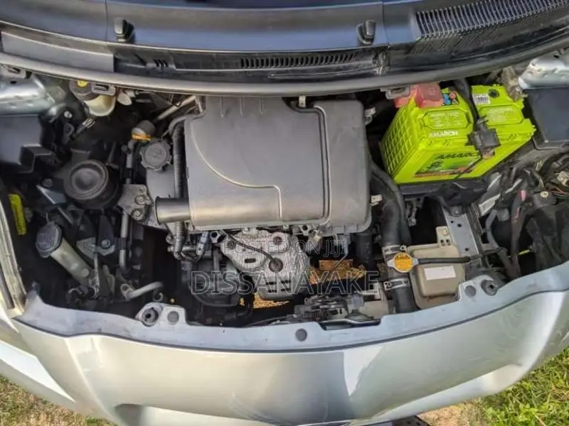 Toyota Vitz 2008 Car (Used)