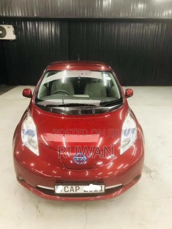 Nissan Leaf AZEO G 2014 Car (Used)