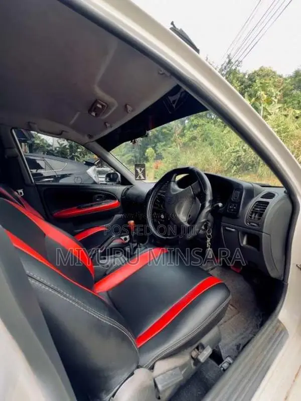 Mitsubishi Lancer Ck1A 2000 Car (Used)