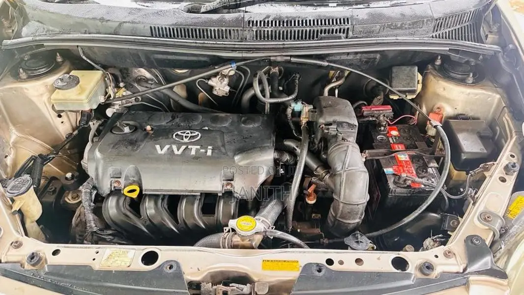 Toyota IST 2003 Car (Used)
