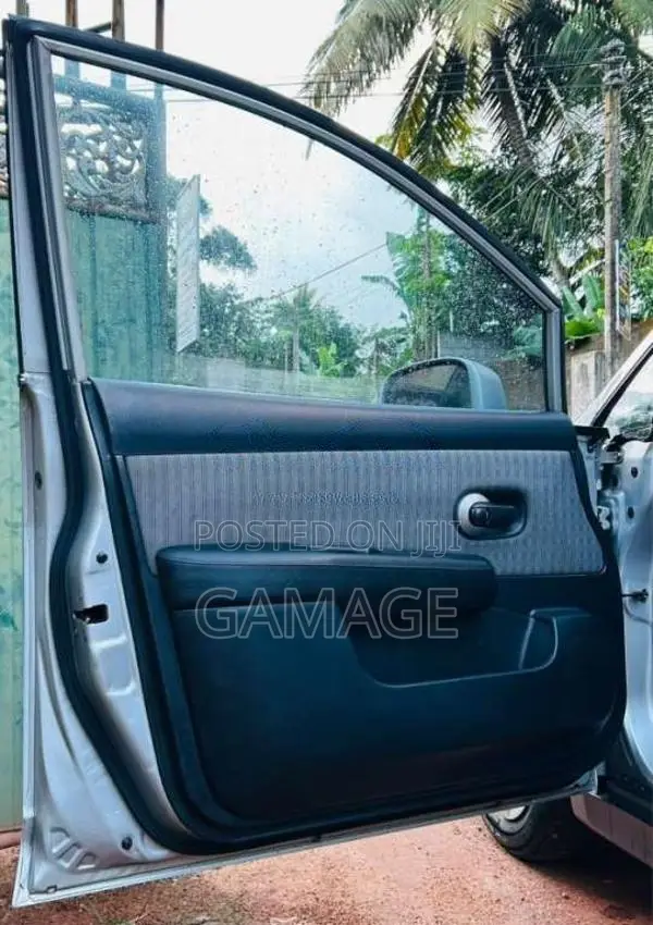 Nissan Tiida 2010 Car (Used)