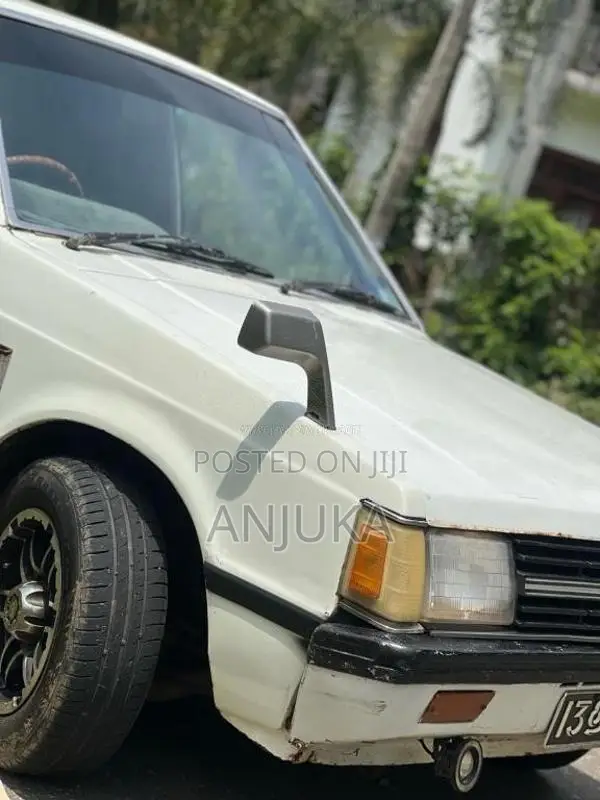 Mitsubishi Lancer Box 1985 Car (Used)