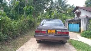 Toyota Corolla 1990 Car (Used)