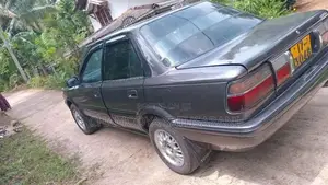 Toyota Corolla 1990 Car (Used)