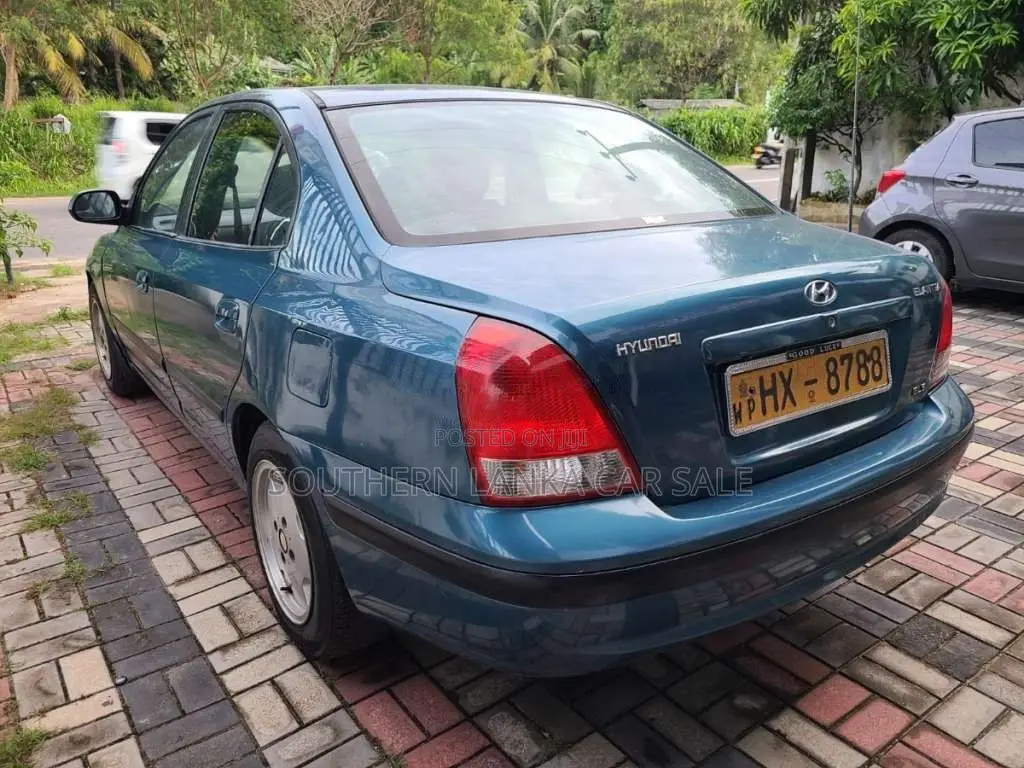Hyundai Elantra 2001 Car (Used)