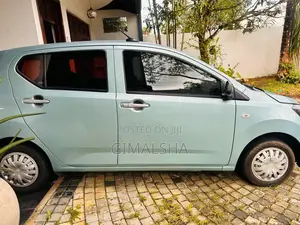 Toyota Pixis 2018 Car (Used)
