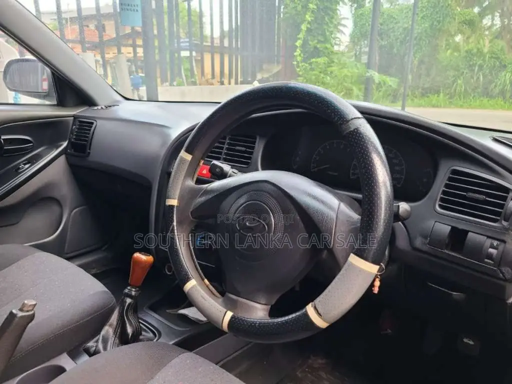Hyundai Elantra 2001 Car (Used)