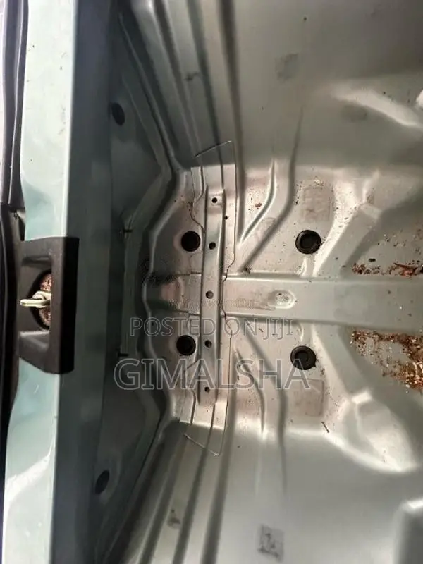 Toyota Pixis 2018 Car (Used)