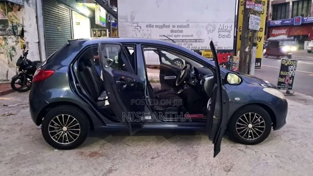 Mazda Demio 2007 Car (Used)