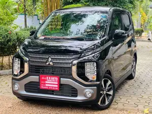 Mitsubishi EK X Cross 2023 Car Unregistered (Recondition)
