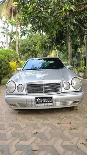 Mercedes-Benz W210 1997 Car (Used)