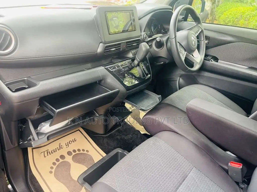 Mitsubishi EK X Cross 2023 Car Unregistered (Recondition)