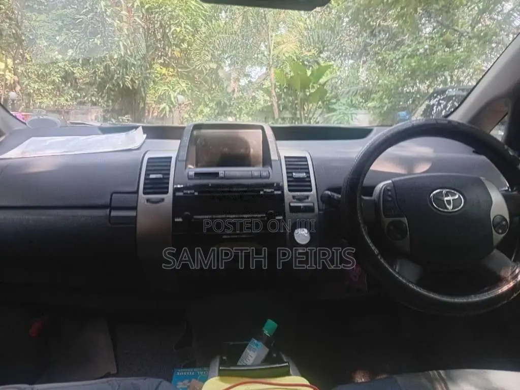 Toyota Prius 2011 Car (Used)